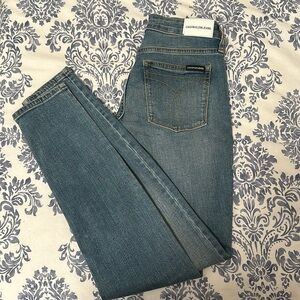 Women’s skinny jeans. Calvin Klein. 26X30 / C26 L30 Product CKJ011. Hardly worn.